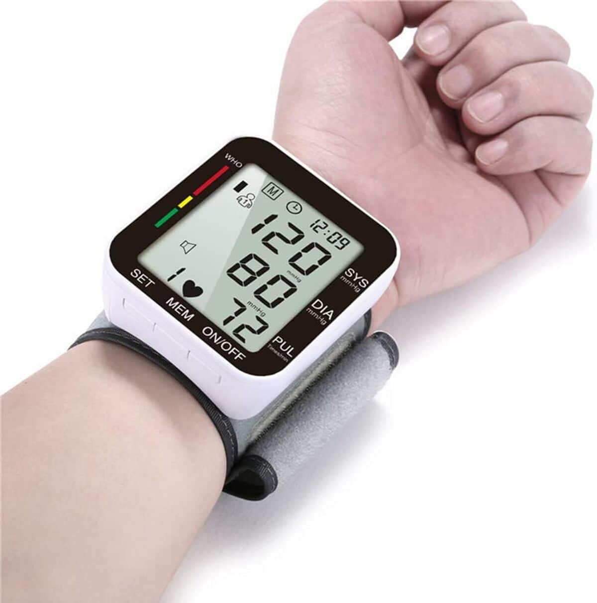 Test du tensiomètre PRCMISEMED : efficacité et précision au rendez-vous