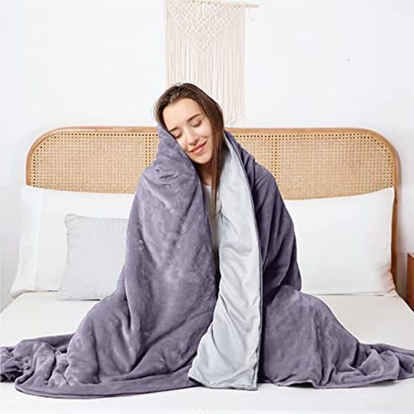 Découvrez notre avis sur la couverture lestée Dreamlab 6, 8 kg améthyste : sommeil apaisant et confort optimal testé par notre équipe de rédaction.