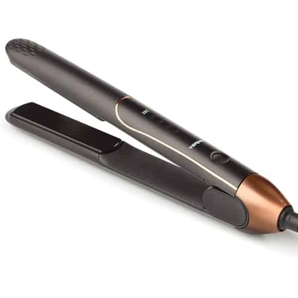 Découvrez notre test complet du fer à lisser Termix Wild : technologie ionique pour des cheveux éclatants et plaques céramique-tourmaline pour une glisse parfaite. Idéal pour un lissage impeccable et durable.