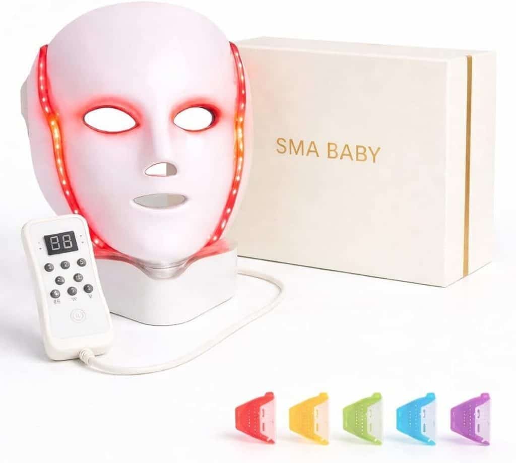 Test du masque LED visage Luminothérapie : technologique, 7 couleurs et anti-âge