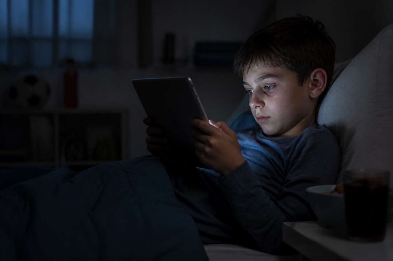 Les risques d’une surexposition : attention, sommeil, sédentarité et santé Les risques d’une surexposition : attention, sommeil, sédentarité et santé